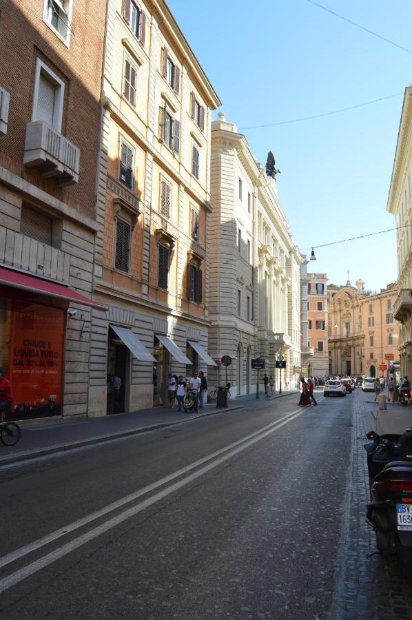 Leoncino 36 In * Roma